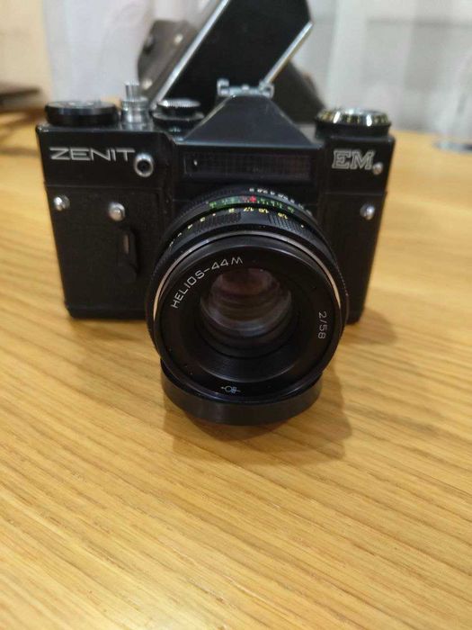 Зеніт ЕМ / Zenit EM + об'єктив Helios-44m 2/58