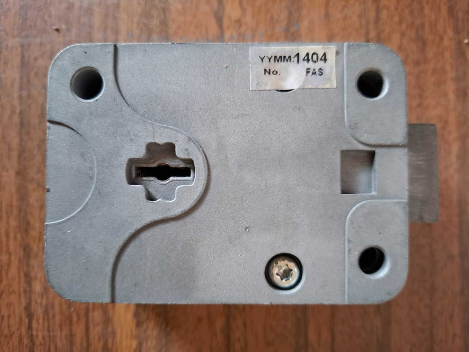 Fechadura S&G 6880 (para cofre forte)