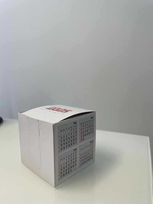 Mantenha-se organizado com o nosso calendario Cubo de 800 folhas