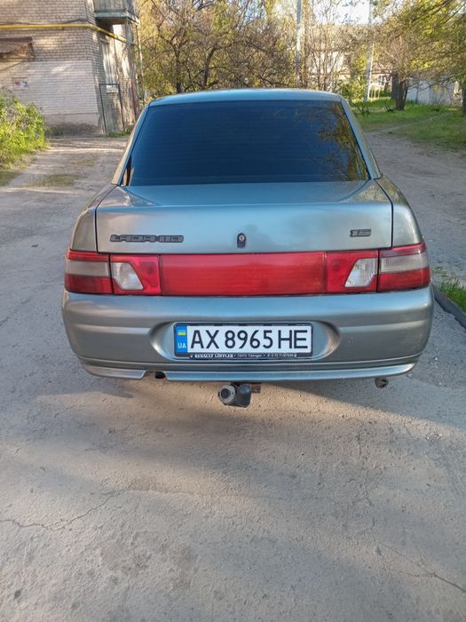 Продам авто ваз 2110