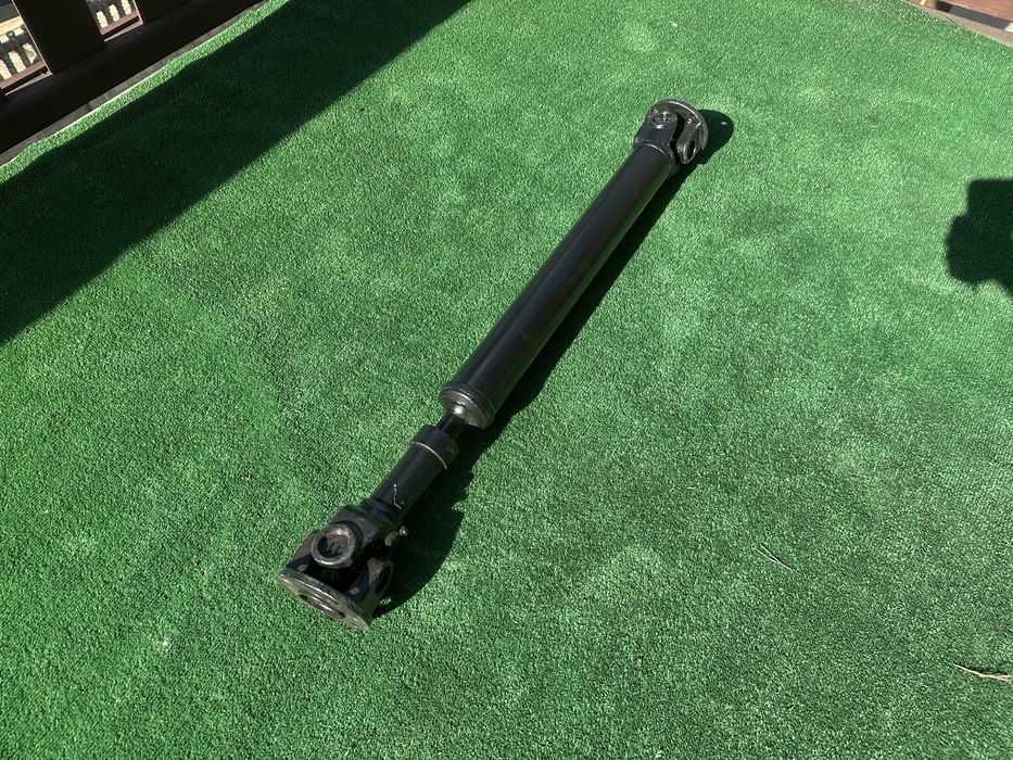 Передній кардан НОВИЙ Nissan Navara D40, Pathfinder R51 2005-2015