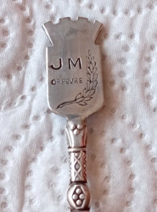 Colheres de coleção em Alpaca, cidades do Mundo