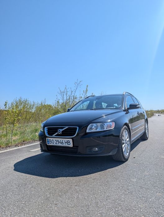 Вольво Volvo V50