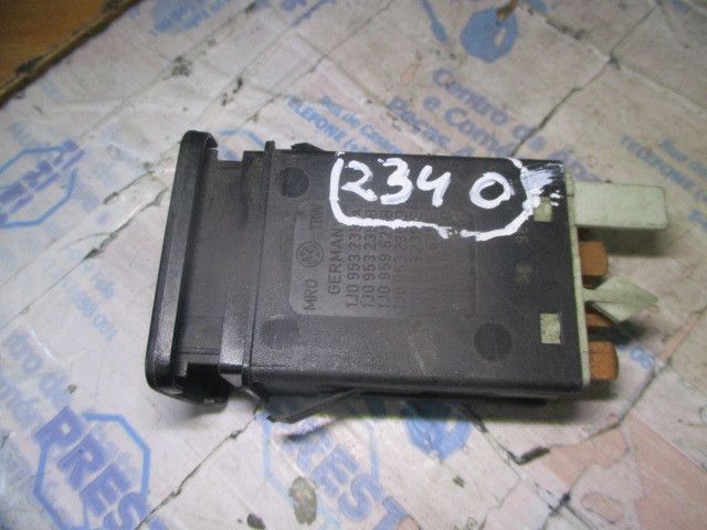 Botão / interruptor 4 piscas VOLKSWAGEN Bora (1J2)