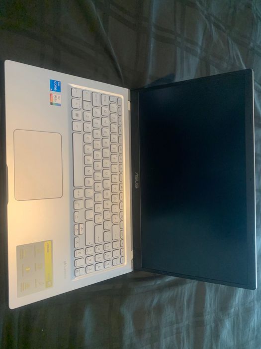 ASUS F515EA em promoção!