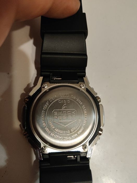Casio g shock gm 2100