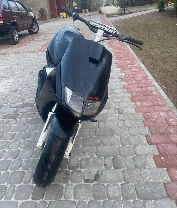 Продам скутер Aprilia sr 50