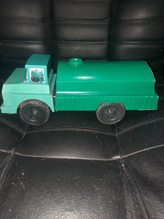 Продам машинку СССР