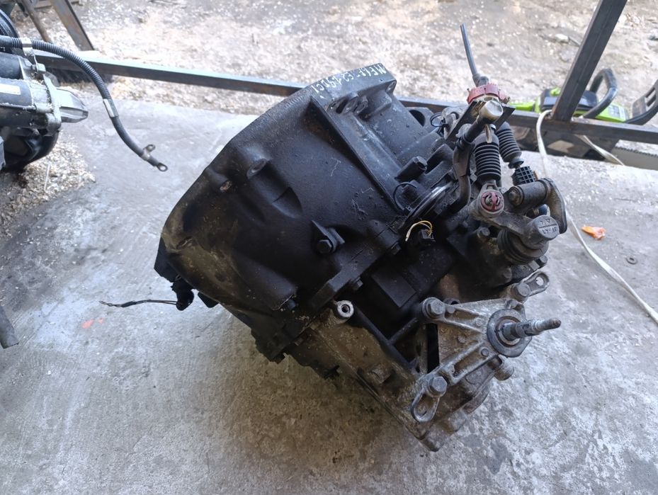 КПП коробка передач 1.9 Dci 6ст Megane 2 Scenic 2 Laguna 2