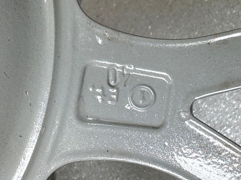 Диски R16 5/120 VW T5 T6 Caravelle Multivan Opel Vivaro Renault Trafic BMW