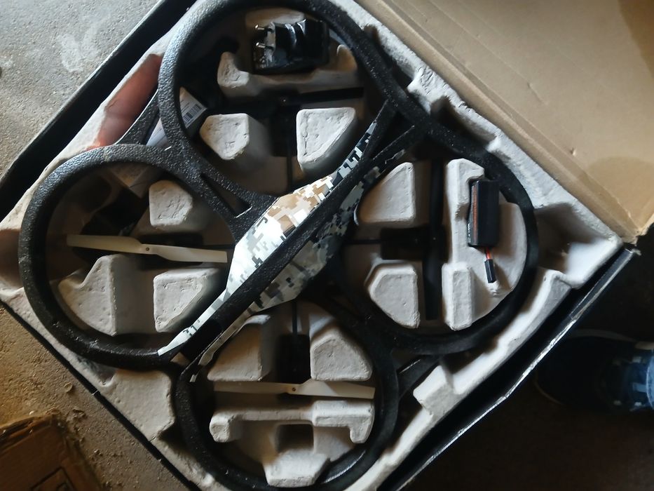 Drone - Parrot elite 2.0