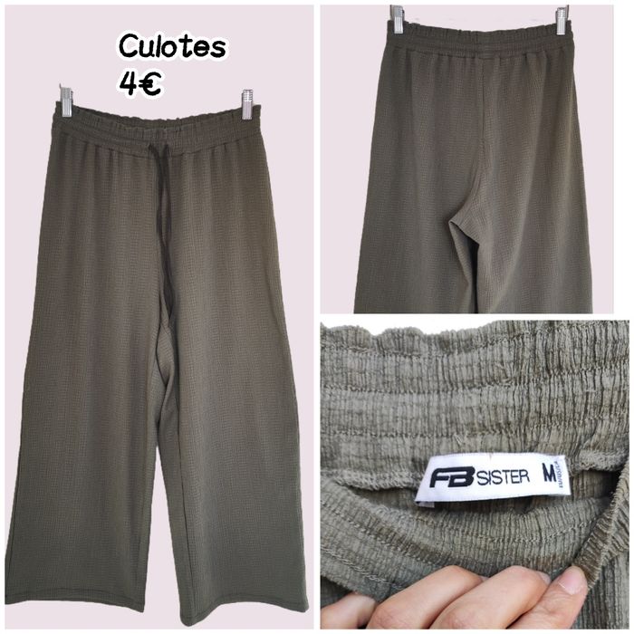 Várias peças de roupa