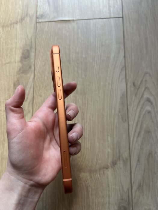 Продам Iphone 17 pro Max