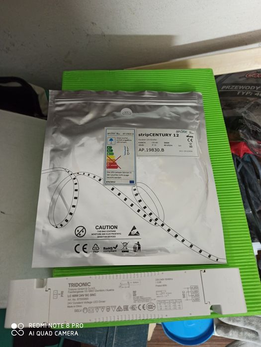 Taśma LED z Zasilaczem