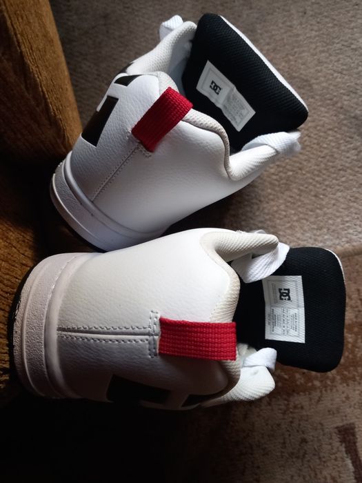 Buty sportowe , adidasy DG