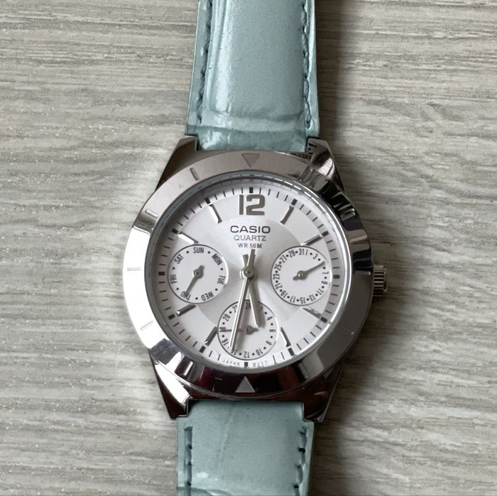 Жіночий годинник Casio
