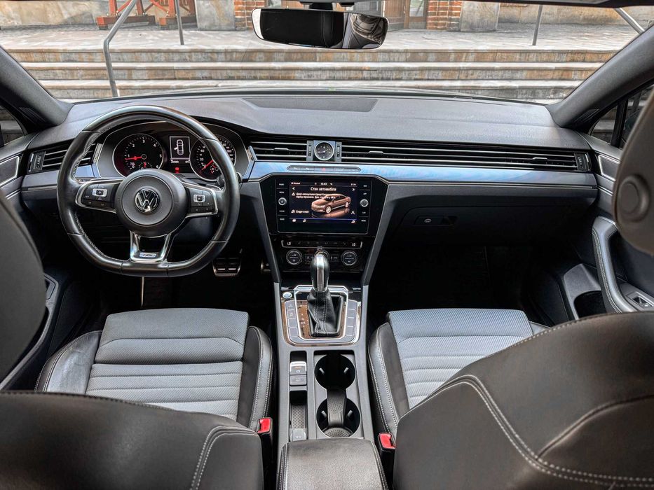 продам Volkswagen Passat B8 R-line 2017р