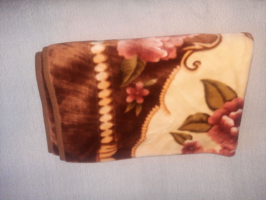 Piękny koc 150 x 200 cm