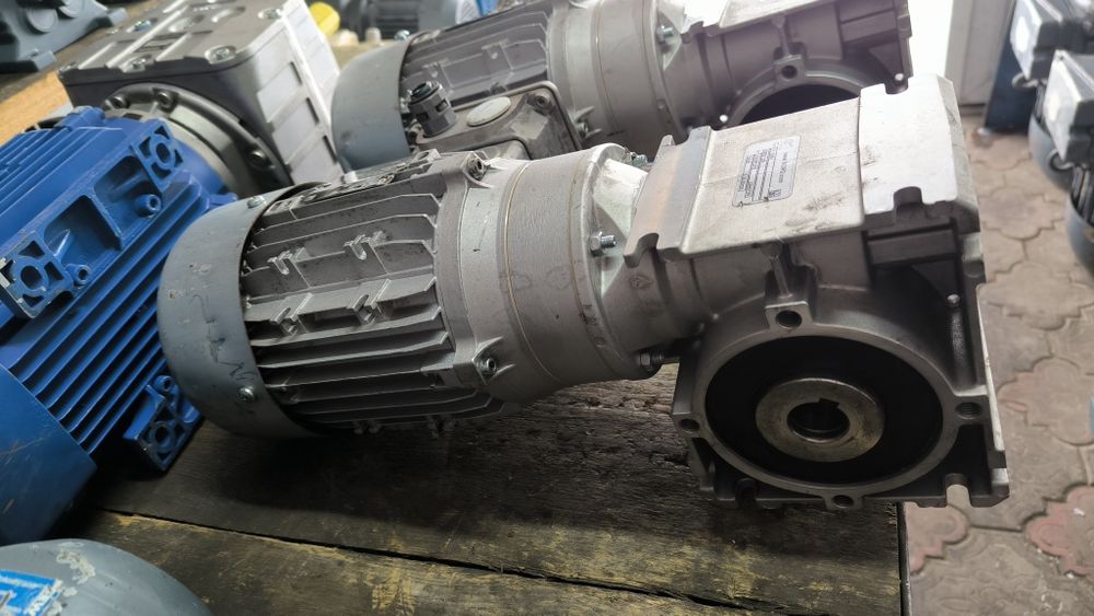 0,75 квт 140 об. Мотор редуктор Nord. Электродвигатель с редуктором