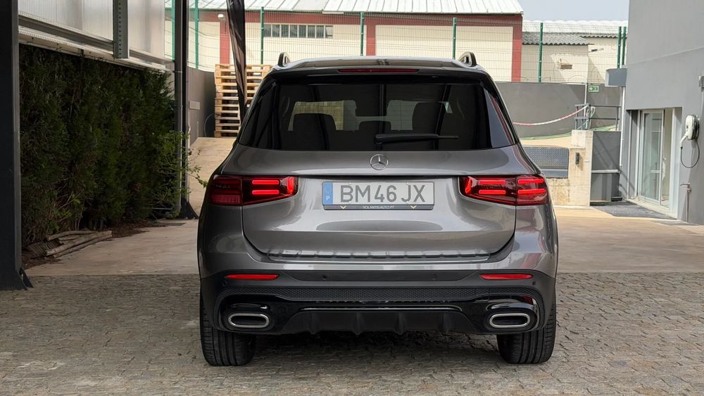 Mercedes-Benz GLB 180 d AMG Line