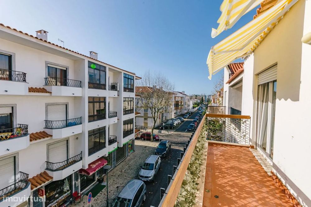 Excelente T1 em Carcavelos – A 200m da Estação!