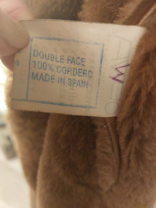 Casaco  pele  cordeiro verdadeiro ( 42 )