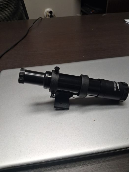 Szukacz Celestron LER 6x30 + stopka do Celestrona