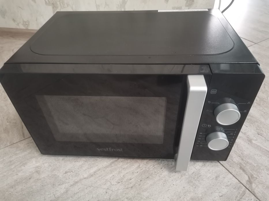 Микроволновка Vestfrost VMO 720 B