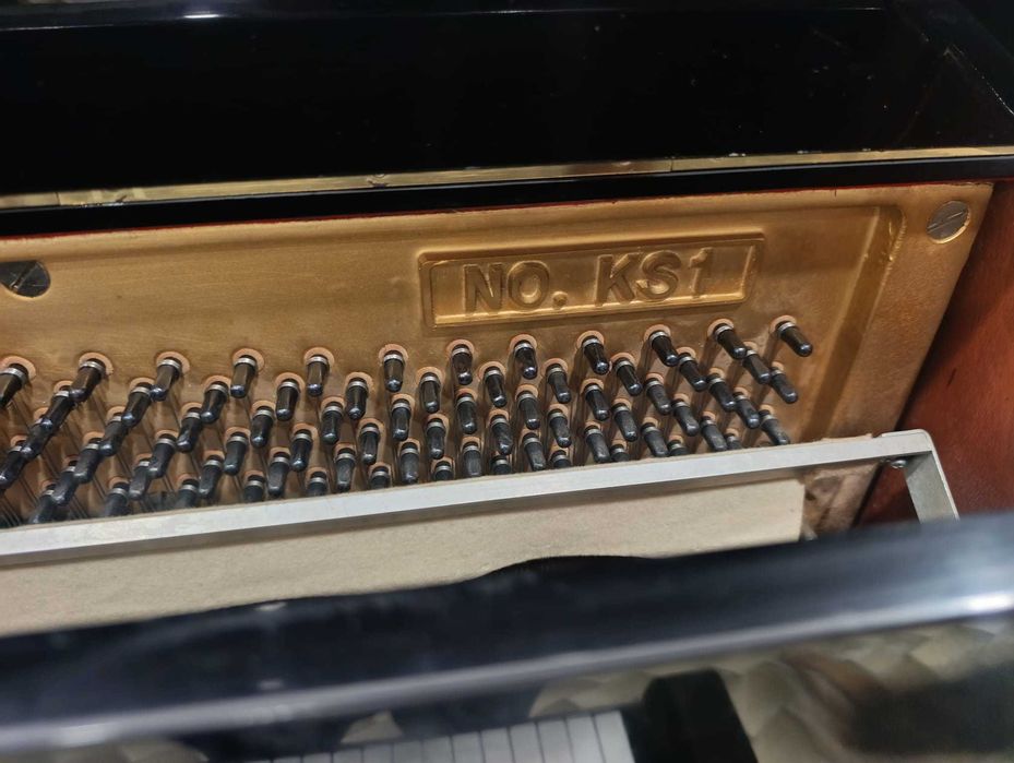 Piano Acústico Kawai NO.Ks1 - em ótimo estado