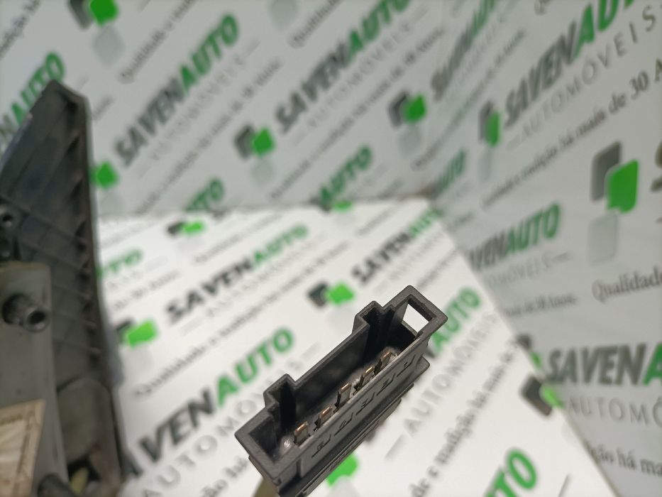 Retrovisor / espelho direito VOLKSWAGEN Polo (6N)