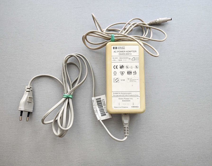 Блок живлення ac power adapter c6409-60014