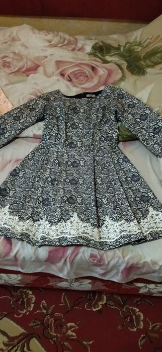 Плаття святкове і повсякденне
