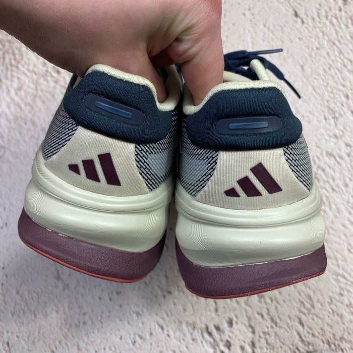 41 44 ih8719 Adidas supernova solution 2 m бігові кросівки running