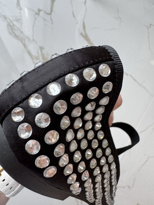 Новые черные балетки в стразы в стиле Miu Miu