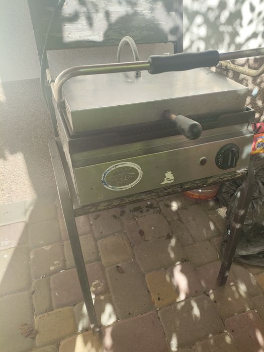 Гриль контактний