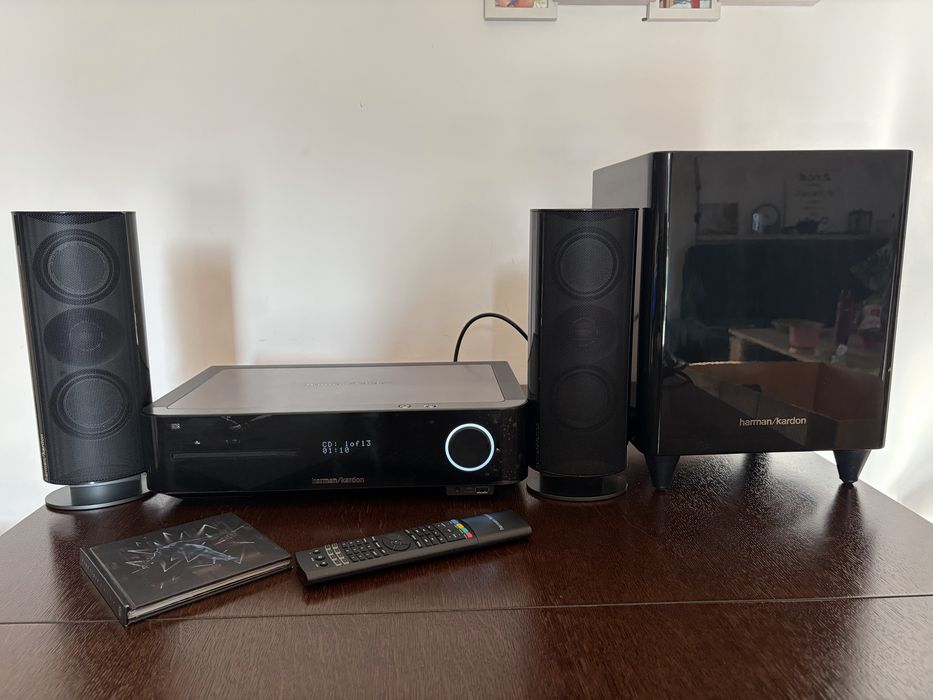 Harman Kardon BDS 270 stereo system  2.1