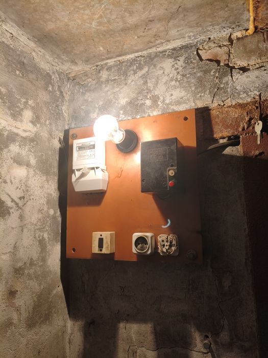 Продам хороший гараж