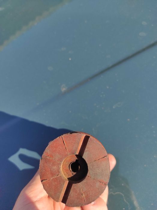 Відбійник заднього амортизатора VW Passat B4