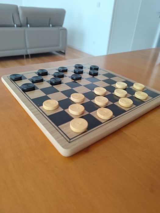 Jogo de Xadrez e Damas Pavilion