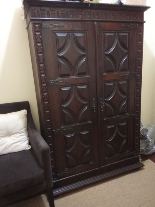 Vendo móvel antigo.