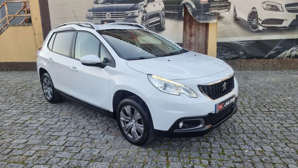 Peugeot 2008 1.2 PureTech Style