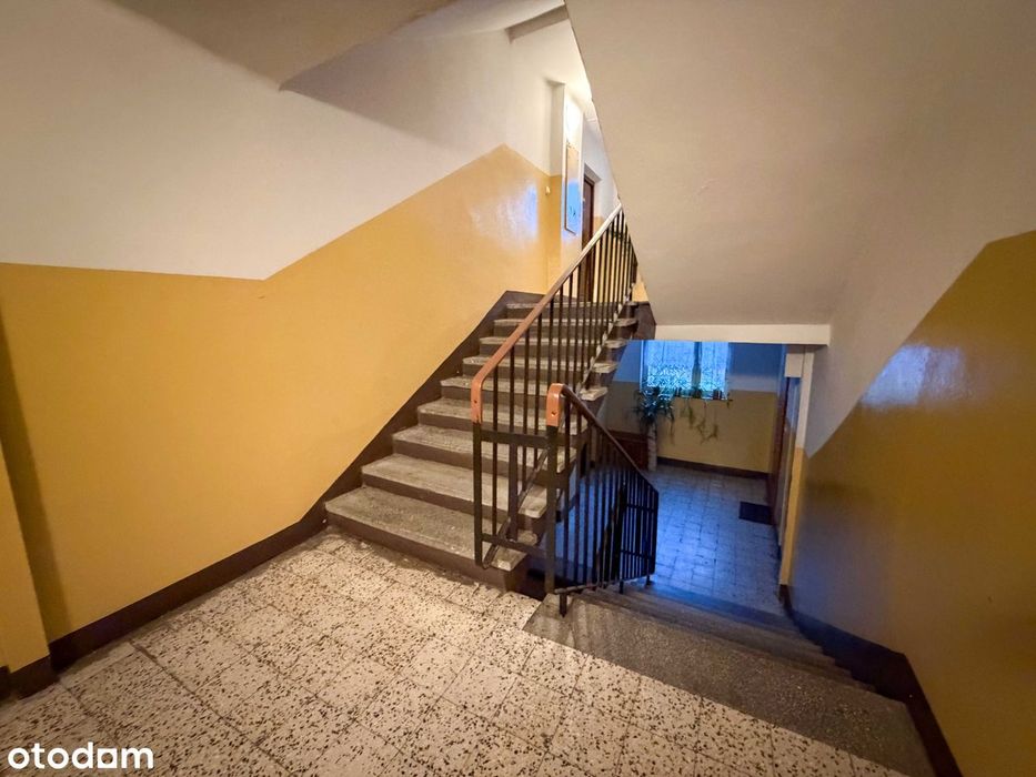 Narożne mieszkanie 68,4 m² w centrum Łukowa– 4 pokoje, balkon, parking