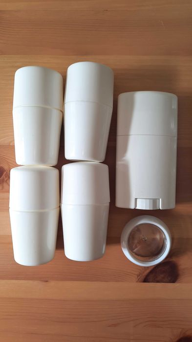 Embalagens Desodorizantes Roll-On Caseiros DIY