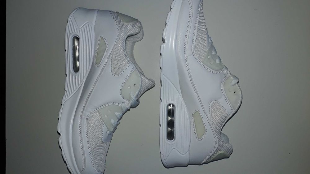 Buty sportowe,snikersy Białe rozm.38