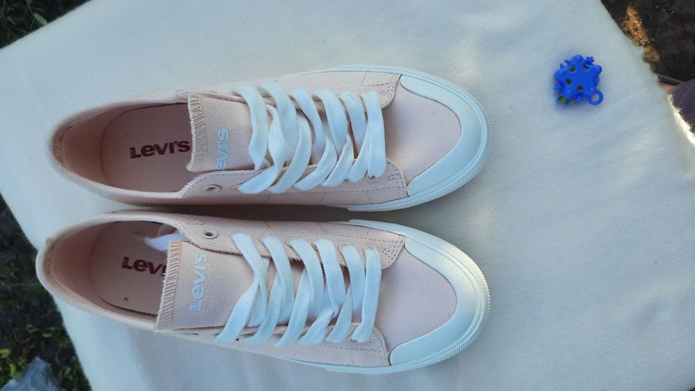 Кеди " Levi's" жіночі