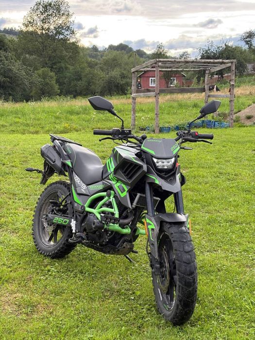 Продам Tekken 250