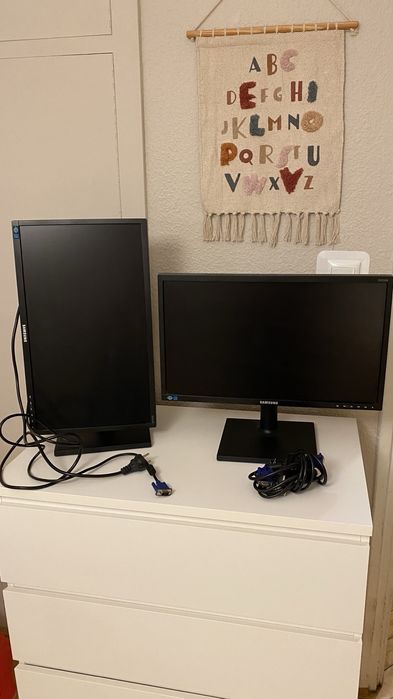 Monitor samsung 22 S22E450 2 sztuki