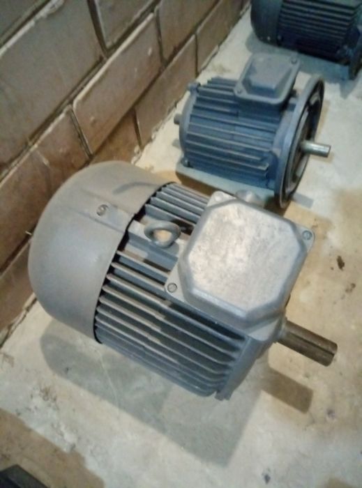 Электромоторы,редуктора