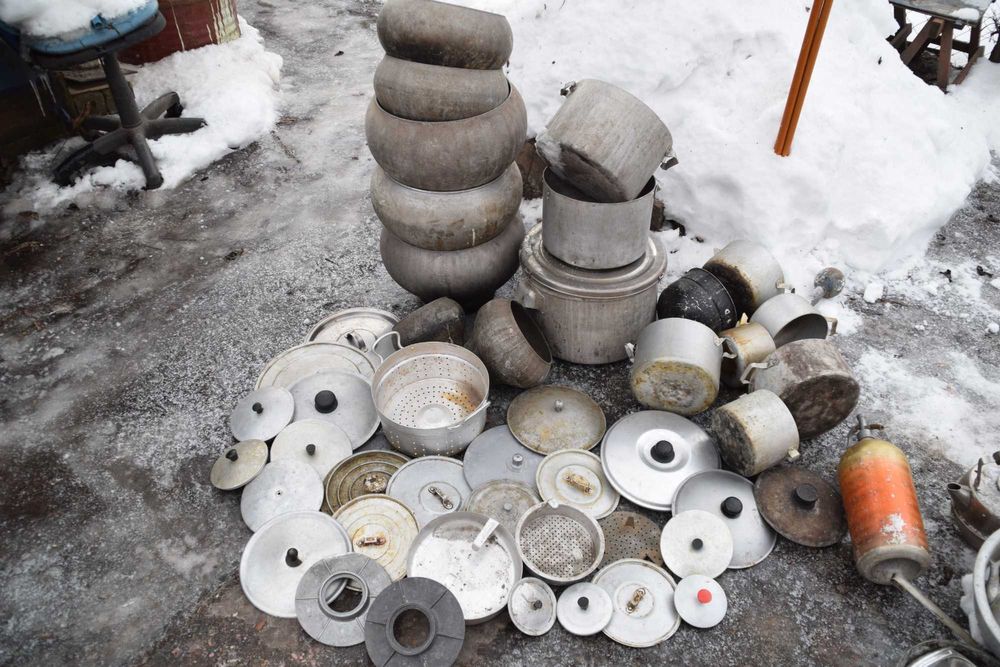 Алюмінієві ємності форми чугунки макітра кастрюля столові миска бідон