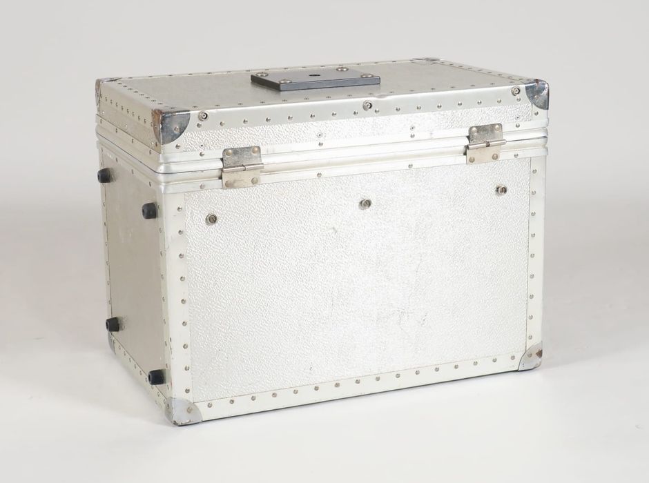 Kruk dla muzyka, grajka ulicznego Stramp 4120 Mixer and 4100 Amplifier